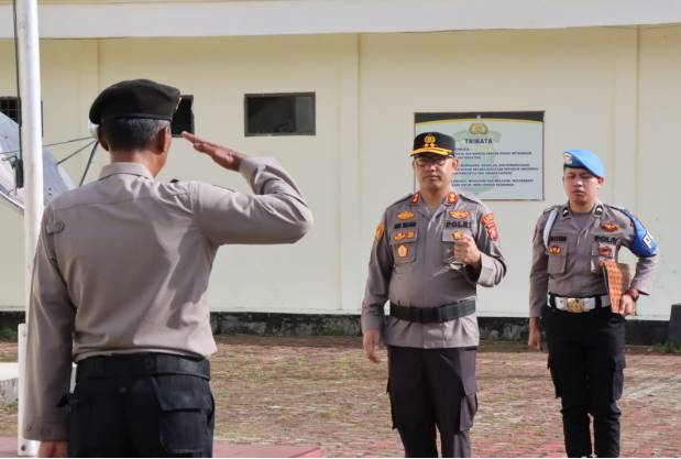  Kapolres Pakpak Bharat Pimpin Apel Kesiapan Peringatan Hari Buruh (May Day 2025)