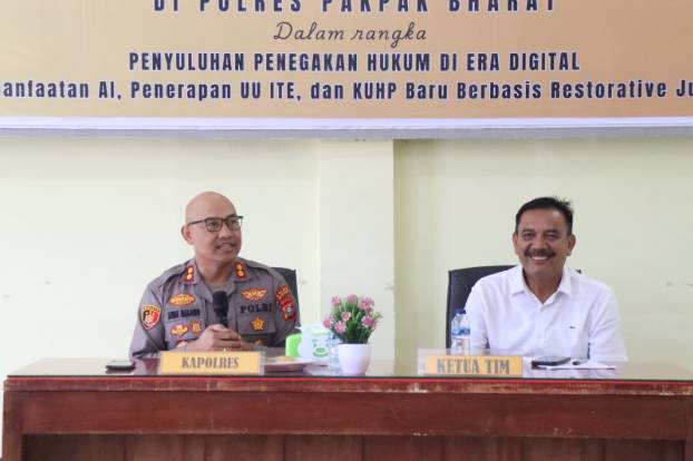  Tim Bidang Hukum Polda Sumut Sosialisasikan Penegakan Hukum di Era Digital di Mapolres Pakpak Bharat