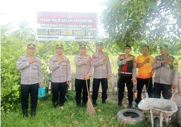  Kapolsek Indrapura Imbau Personil Manfaatkan Pekarangan Untuk Ketahanan Pangan