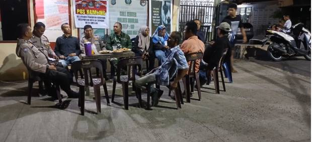  Sidak Pos Satkamling, Kasat Binmas Polres Sibolga Ajak Warga Perangi Aksi Premanisme