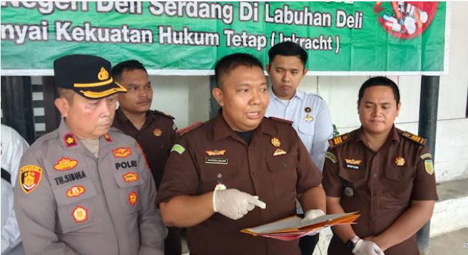  Sidang Pembacaan Tuntutan Terdakwa Nina Wati Kasus Penipuan Casis Polri Kembali Ditunda