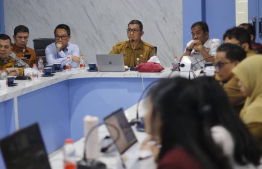  Pemprovsu Bahas Regulasi OJOL, Aplikator Siap Patuhi Tarif, KPPU Awasi Pola Kemitraan Aplikator dan Driver