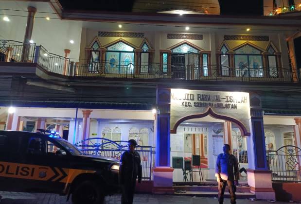  Personil Polsek Sibolga Selatan Laksanakan Patroli Dialogis Antisipasi Aksi Premanisme