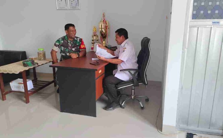  Babinsa Koramil 1311-09/Bahodopi Jalin Komunikasi Dengan Pemerintah Desa Bahomakmur