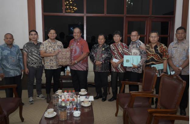  Bupati Terima Kunjungan Pimpinan Perum Bulog Asahan
