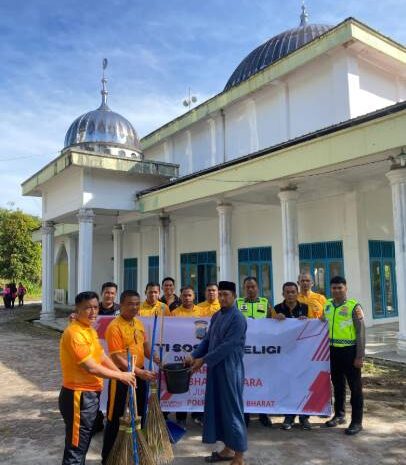  Polres Pakpak Bharat dan Jajaran Gelar Bakti Sosial Religi Sambut Hut Bhayangkara Ke-79