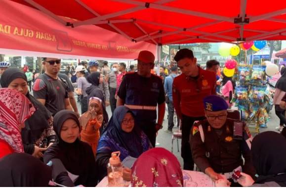  Polda Sumut Gelar Bakti Sosial, Pemeriksaan Kesehatan Gratis di Lapangan Merdeka Medan