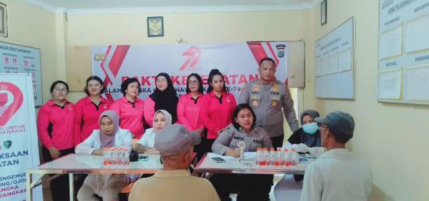  Sambut Hut Bhayangkara Ke-79, Polres Batubara Gelar Pemeriksaan Kesehatan Gratis Untuk Pengemudi Becak dan Ojek Offline