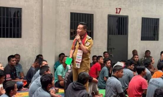  Hangat dan Penuh Kebersamaan, Bupati Humbahas Makan Siang Bareng Warga Binaan Rutan