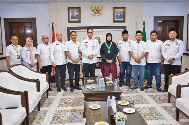  Rico Waas Berkomitmen Jadikan Taman Kota Yang Ramah Bagi Anak