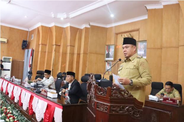  Rapat Paripurna DPRD Kabupaten Batubara, Wakil Bupati Sampaikan Visi dan Misi RPJMD
