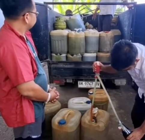  Polda Sumut Belum Menyegel APMS, Meski Ditemukan Barang Bukti Penyelewengan BBM Bersubsidi Pemerintah 1,8 Ton