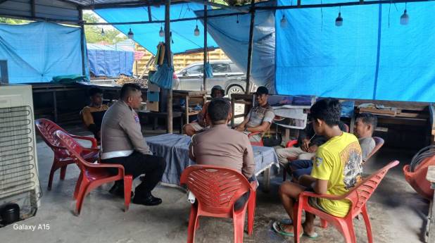  Satlantas Polres Morowali Sapa Komunitas Mobil Pick-Up Sulawesi Dalam Operasi Patuh Tinombala 2025