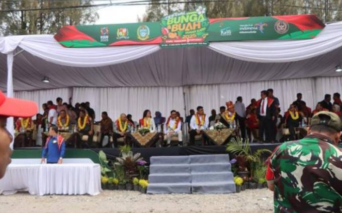  Polres Tanah Karo Dukung Suksesnya Festival Bunga dan Buah 2025