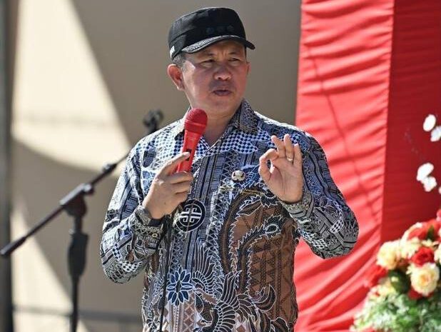  Bupati Iksan Baharudin Abdul Rauf Pimpin Apel Bersama ASN dan Aparatur Desa se-Kecamatan Bungku Timur Dirangkaikan Hut Ke-14