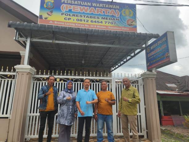  Chairum Lubis SH: “Jumat Barokah Membentuk Jalinan Silaturahmi Sesama Jurnalis”