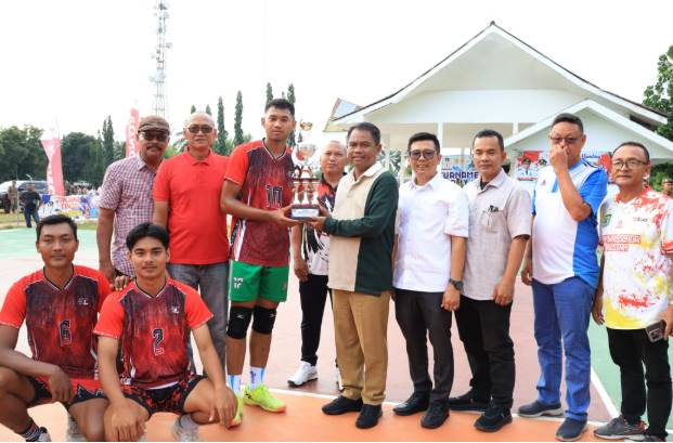  Bupati Sergai Tutup Turnamen Voli U-22 PBVSI Sergai, Sei Rampah Juara