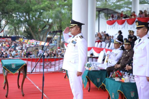  Wabup Asahan Pimpin Upacara Penurunan Bendera Hut Ke-80 RI