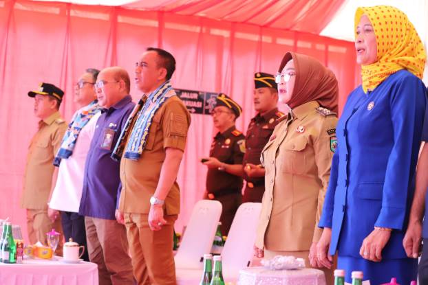  Guberur Sulteng Resmikan PLN Infrastruktur Listrik Skala Besar di Morowali, Bupati Iksan: Listrik, Jalan dan Air Bersih Adalah Kunci Daerah Maju