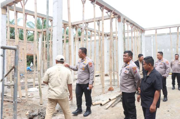  Kapolres Batubara Pastikan Pembangunan SPPG Berjalan Lancar dan Tepat Waktu