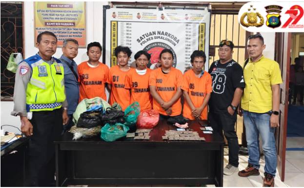 Polres Simalungun Bongkar Jaringan Narkoba 2,5 Kg Ganja di Kawasan Wisata Danau Toba, Lima Tersangka Diamankan