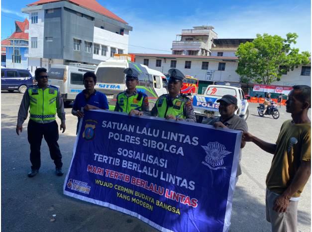  Satlantas Polres Sibolga Gelar Sosialisasi Tertib Berlalu Lintas di Tempat Keramaian