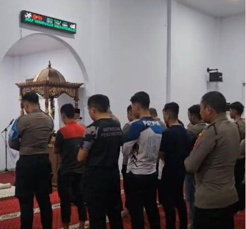  Personel Polres Morowali Gelar Salat Ghaib dan Doa Bersama untuk Almarhum Affan Kurniawan Driver Ojek Online