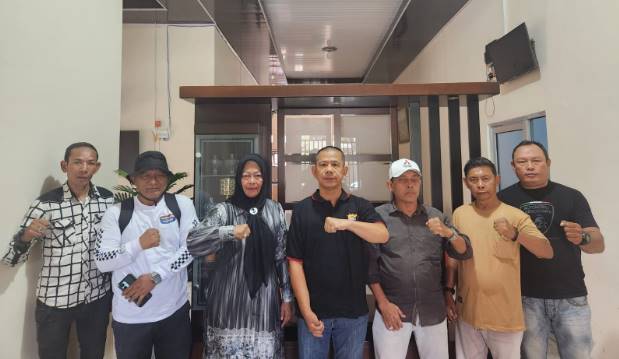  Pewarta Polrestabes Medan “Jumat Barokah” Berbagi Beras Kepada Pengurus dan Anggota