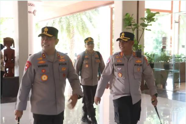  Kapolres Simalungun Dampingi Kapolda Sumut Tinjau Destinasi Wisata Danau Toba