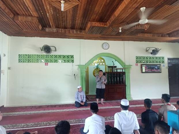  Polres Sibolga Gelar Jumat Curhat di Masjid Raidatul Jannah