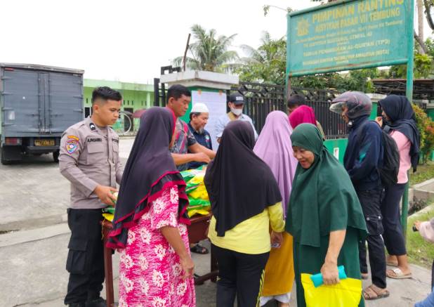  Jumat Berkah Polda Sumut Bantu Masyarakat Lewat Gerakan Pangan Murah