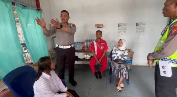  Satlantas Polres Batubara Imbau Pengendara Tidak Parkir Sembarangan Saat Isi BBM