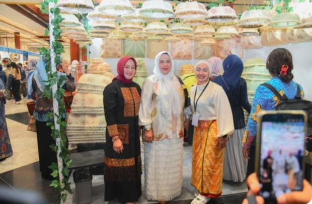  Ketua Dekranasda Batubara Promosikan Kerajinan Lokal di INACRAFT 2025