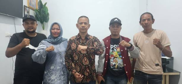  Pewarta Polrestabes Medan Gelar Jumat Barokah, Bagikan Sembako untuk Anggota dan Pengurus