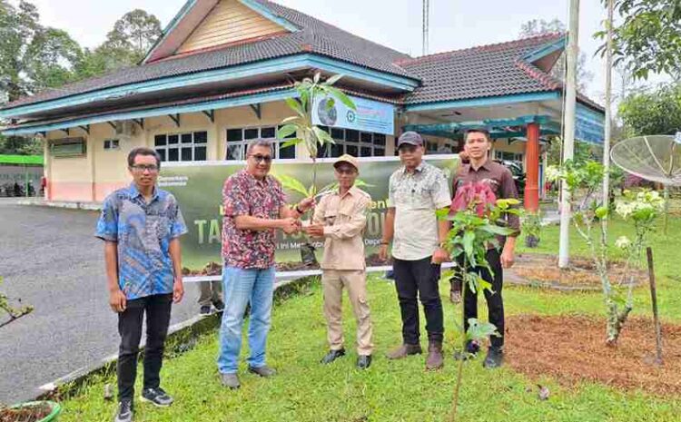  PTPN IV Kebun Bah Birung Ulu Dukung Program Gerakan Menanam Pohon