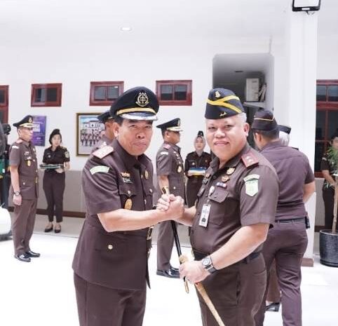  Kepala Kejaksaan Tinggi Sumut Lantik Amriyata sebagai Kajari Sergai, Gantikan Rufina Ginting