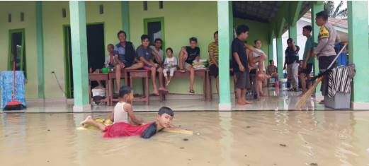  Pengungsi Keluhkan Jauhnya Posko Medis, Dinkes Sergai Janjikan Tim Turun ke Lokasi