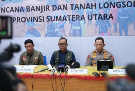 Kapolri Tegaskan Personel dan Logistik Dikerahkan ke Lokasi Terisolir Bencana Sumatera