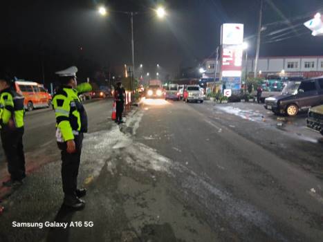  Polres Tanah Karo Pertebal Pengaturan Lalu Lintas di Sejumlah SPBU