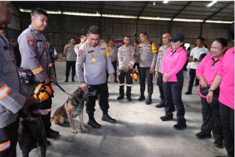  Polda Sumut Kerahkan Unit K9 Percepat Pencarian Korban Banjir Bandang dan Longsor di Tapteng–Sibolga