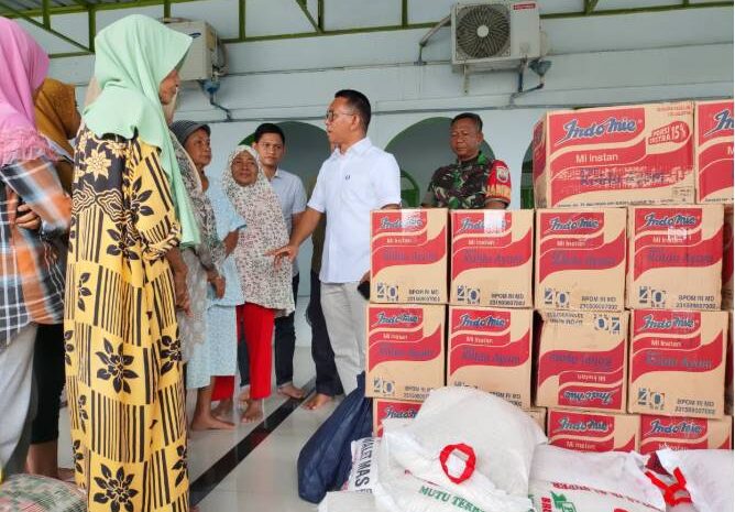  Wakil Wali Kota Salurkan Bantuan ke Dapur Umum Warga Korban Banjir di Medan Labuhan