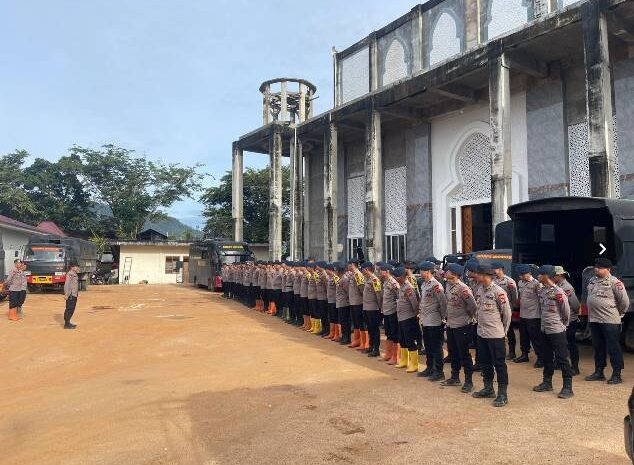  Polri Perpanjang Operasi Aman Nusa II, Ribuan Personel Tetap Siaga Tangani Dampak Bencana di Sumut
