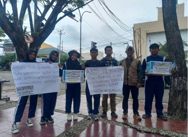  PWI Morowali Bersama SMKN 1 Bungku Tengah Galang Dana Peduli Banjir Bandang di Sumatera