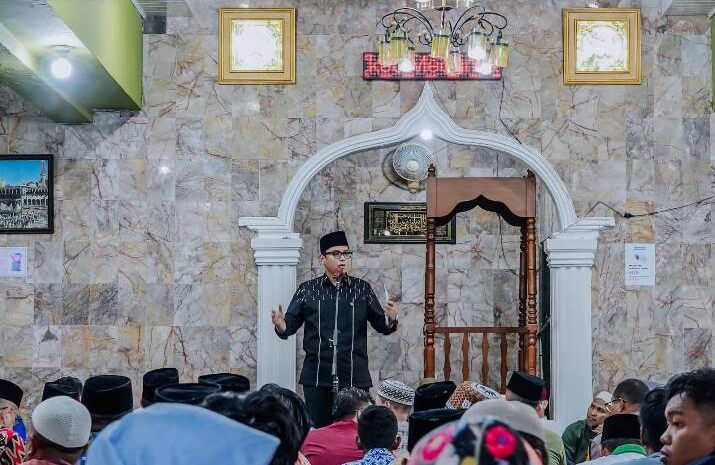  Rico Waas Ajak Warga Perkuat Silaturahmi dan Kendalikan Penggunaan Ponsel Dalam Keluarga