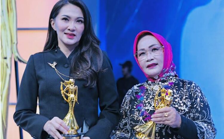  Wabup Morowali Raih Penghargaan Spesial Anugrah Srikandi Indonesia 2025