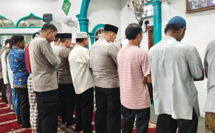  Polres Sibolga Gelar Doa Bersama/Sholat Ghoib dan Pemberian Bantuan Bagi Korban Bencana Alam