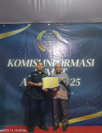  Polda Sumut Raih Predikat Menuju Informatif pada Komisi Informasi Sumut Award 2025