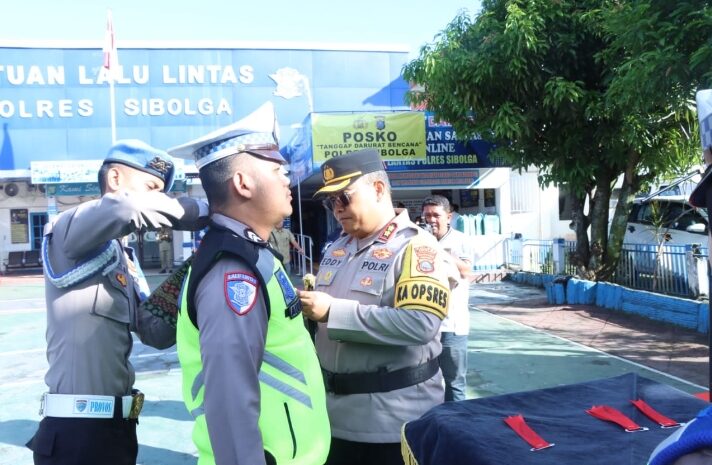  Polres Sibolga Apel Gelar Pasukan Operasi Lilin Toba 2025, Siap Amankan Nataru