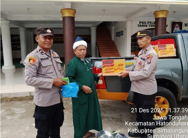  Peduli Korban Bencana, Polsek Tanah Jawa Salurkan Bantuan Lewat Tuan Guru Batak