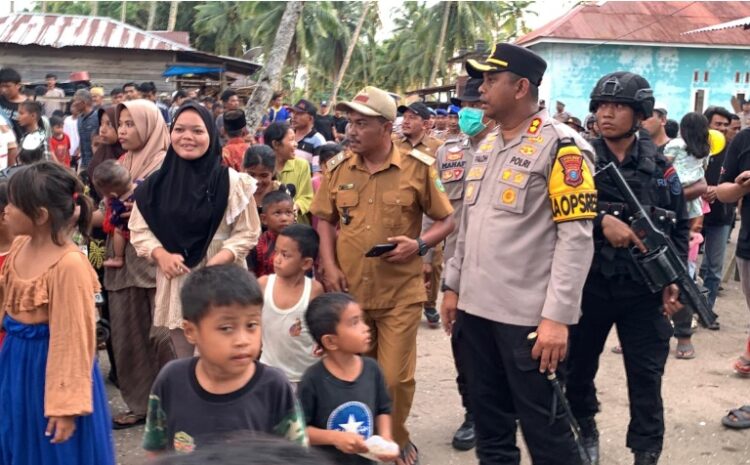  Tim Gabungan Polda Sumut Geledah dan Gerebek Desa Singkuang I dan II Madina